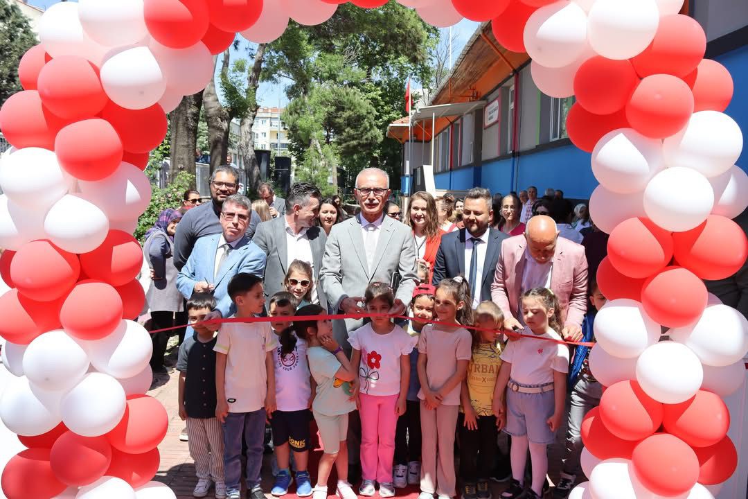 Kaymakam ERDOĞDU Okul Öncesi Eğitim Şenliğine Katıldı